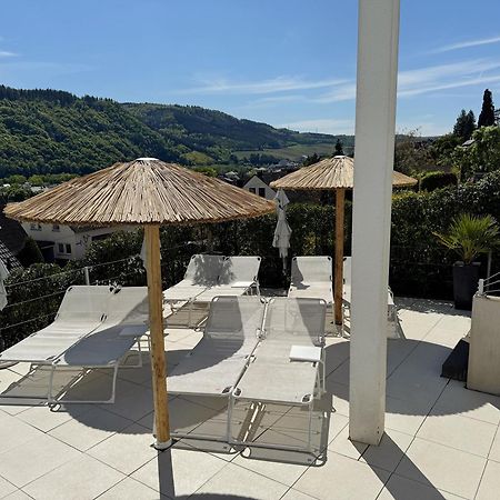 Weingut-Aparthotel Olinger Mehring  Exterior foto